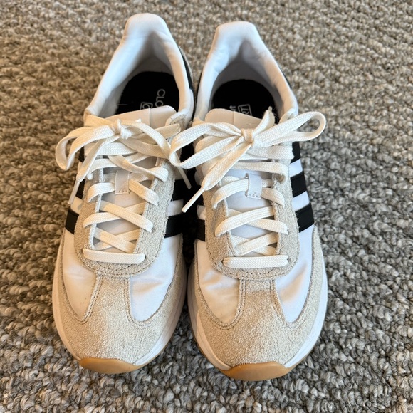 Adidas sneakers - Picture 2 of 8